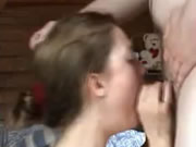 Cô gái Latin deepthroat với anh chàng xa lạ